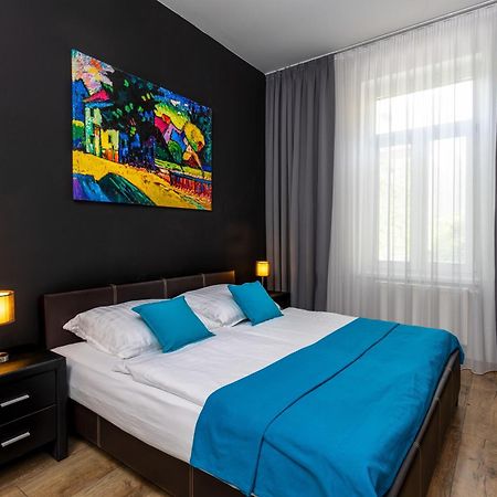 Skackava - Beautiful New Apartment In Direct Centrum, 24H Self Check-In Banská Bystrica Eksteriør bilde